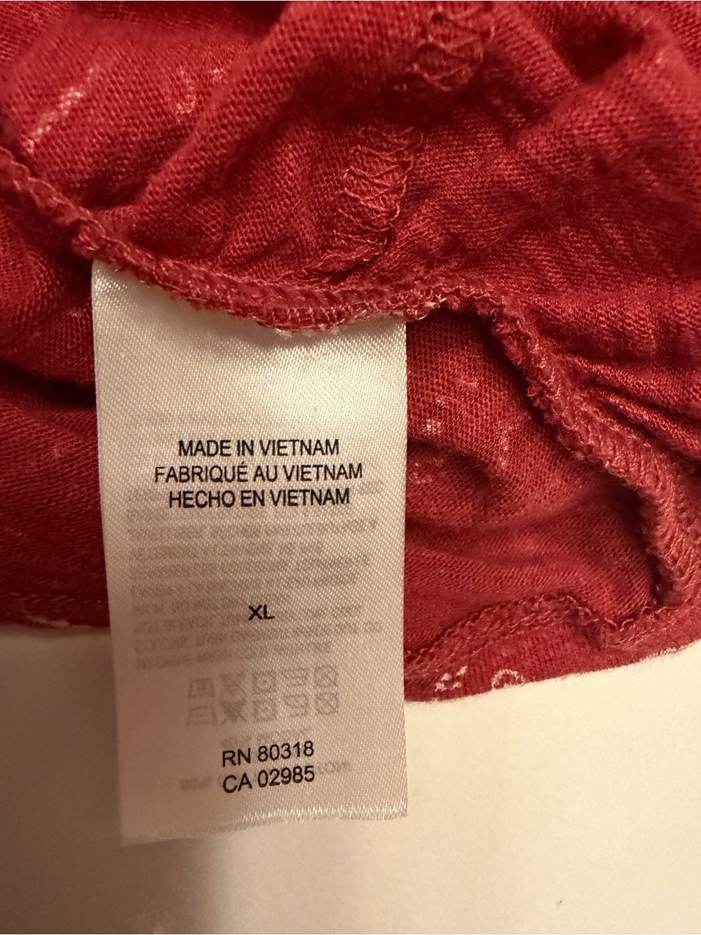 Lucky Brand Red Bandana-Print Knot Front Short Sleeve Tee - Picture 4 of 4